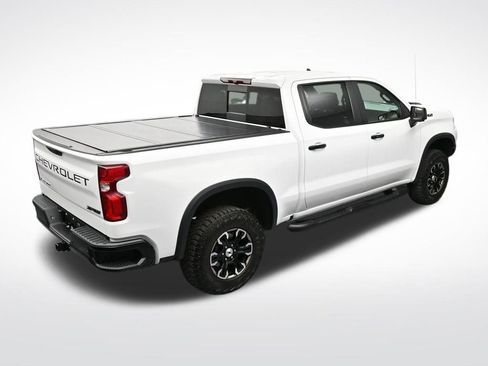 Used 2023 Chevrolet Silverado 1500 ZR2 w/ LPO, Dark Essentials Package AWD/4WD image 19