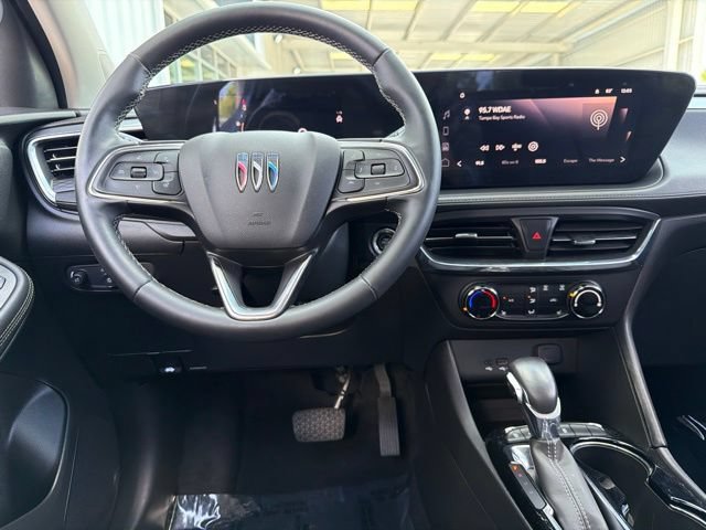 Used 2024 Buick Encore GX Preferred w/ Comfort Package AWD/4WD image 17