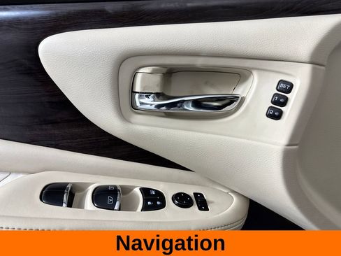 Used 2023 Nissan Murano Platinum w/ Cargo Package FWD image 9