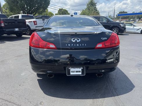 Used 2015 INFINITI Q60 Journey w/ Premium Package RWD image 6