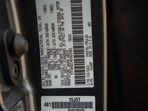 Used 2024 Toyota Tundra Limited w/ TRD Off-Road Package AWD/4WD image 43