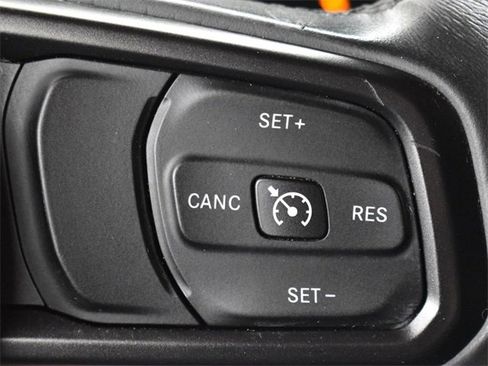 Used 2018 Jeep Wrangler Unlimited Sport S image 26
