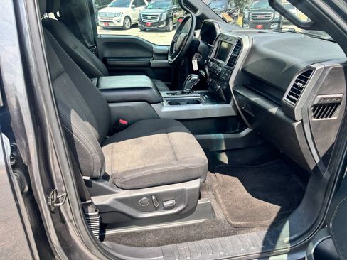 Used 2015 Ford F150 XLT w/ Equipment Group 302A Luxury AWD/4WD image 18