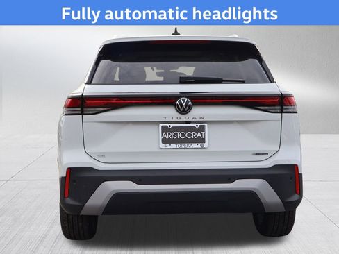 New 2026 Volkswagen Tiguan SE AWD/4WD image 7