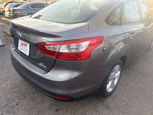 Used 2014 Ford Focus SE image 8