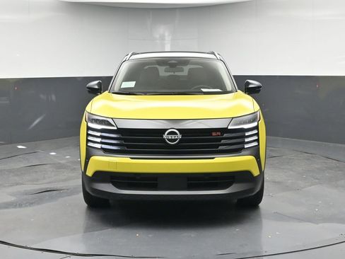 New 2026 Nissan Kicks SR w/ SR Premium Package image 5