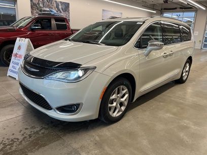 Certified 2020 Chrysler Pacifica Limited