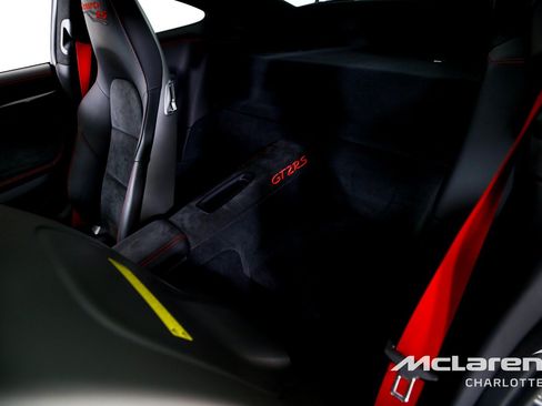 Used 2018 Porsche 911 GT2 RS w/ Weissach Package RWD image 17