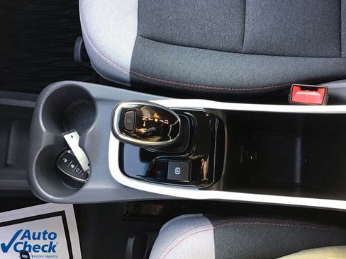 Used 2019 Chevrolet Bolt LT image 33