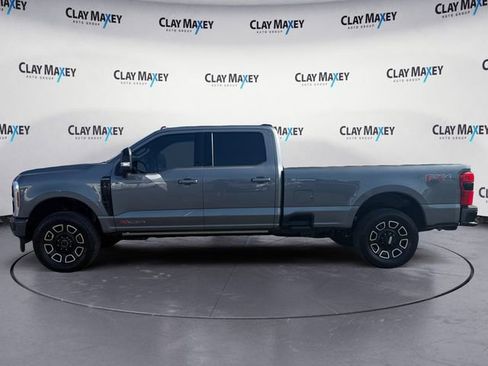 Used 2025 Ford F350 Platinum AWD/4WD image 2