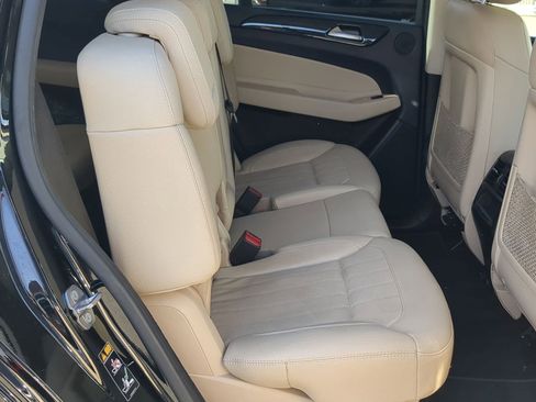 Used 2019 Mercedes-Benz GLS 450 4MATIC image 25