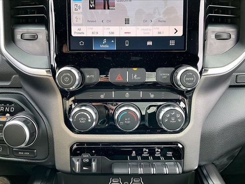 New 2026 RAM 1500 Big Horn AWD/4WD image 17