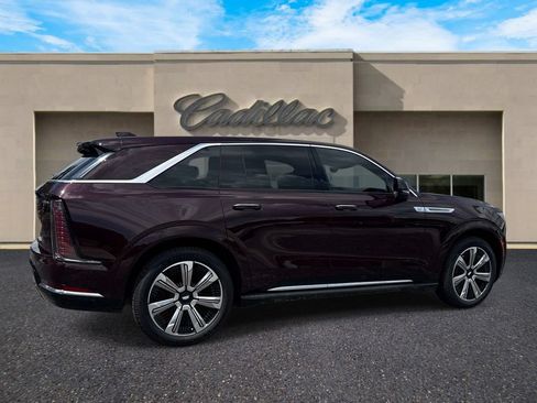 New 2025 Cadillac Escalade IQ Luxury 1 w/ Smart Trailering package AWD/4WD image 3