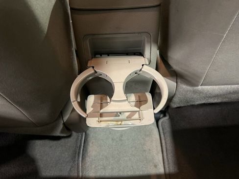 Used 2010 Toyota Corolla Base image 21