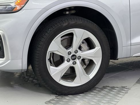 Used 2025 Audi Q5 2.0T Premium Plus image 10