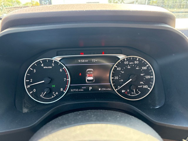 Used 2023 Nissan Rogue SV AWD/4WD image 10