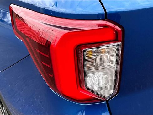 Used 2021 Ford Explorer ST w/ ST Street Pack image 32