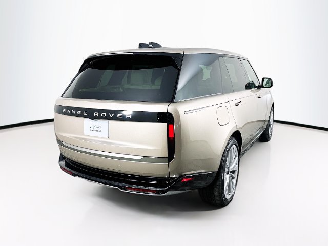 New 2026 Land Rover Range Rover Long Wheelbase SE AWD/4WD image 5