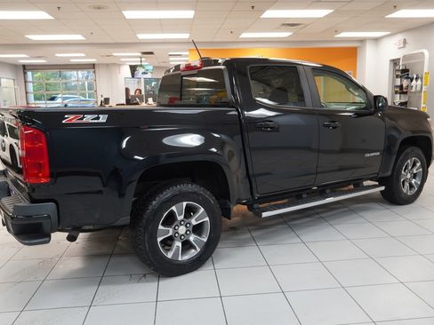 Used 2016 Chevrolet Colorado Z71 AWD/4WD image 11