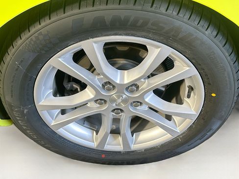 Used 2020 Chevrolet Camaro LS RWD image 11
