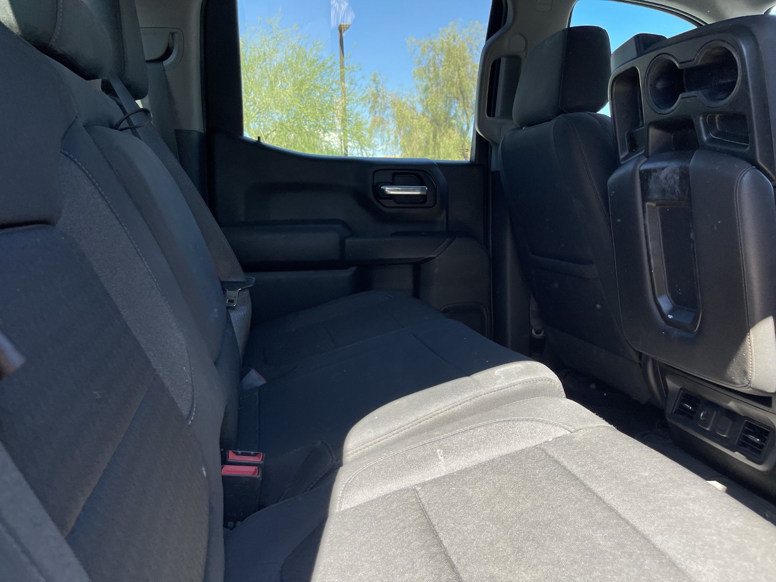 Used 2022 Chevrolet Silverado 1500 LT AWD/4WD image 8