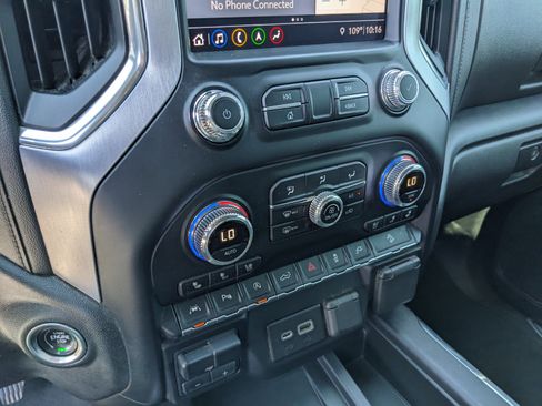Used 2019 GMC Sierra 1500 SLT w/ SLT Premium Plus Package AWD/4WD image 22