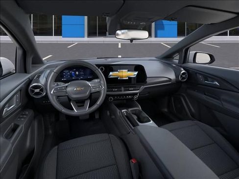 New 2026 Chevrolet Equinox EV LT w/ Comfort Package AWD/4WD image 15