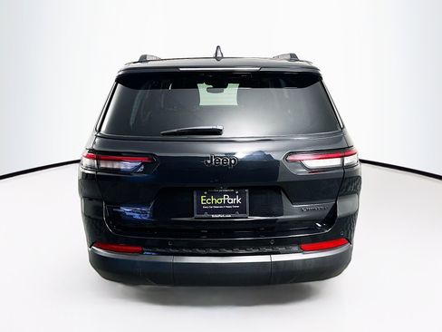 Used 2023 Jeep Grand Cherokee L Limited w/ Black Appearance Package image 7