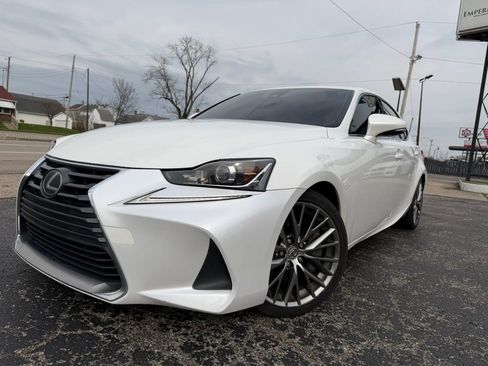 Used 2017 Lexus IS 300 AWD image 1