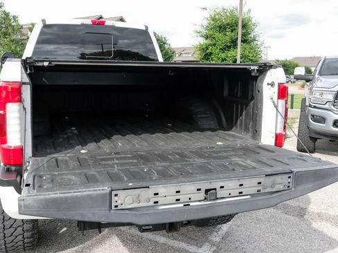 Used 2019 Ford F250 Platinum w/ Platinum Ultimate Package AWD/4WD image 62