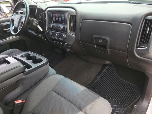 Used 2018 Chevrolet Silverado 1500 LT w/ Texas Edition RWD image 10