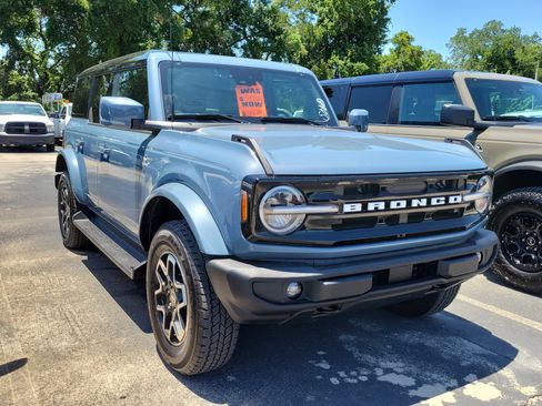 Used 2025 Ford Bronco Outer Banks AWD/4WD image 6