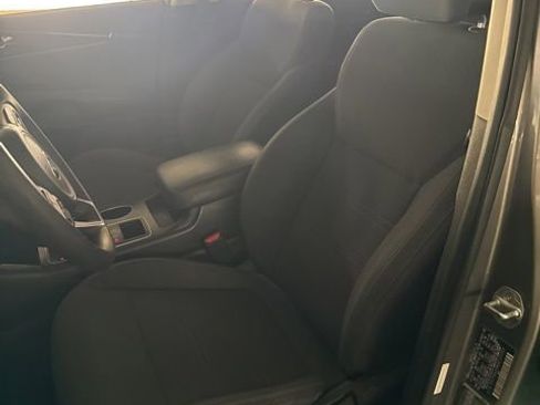 Used 2016 Kia Sorento L FWD image 5