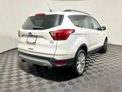 Used 2019 Ford Escape SEL AWD/4WD image 18