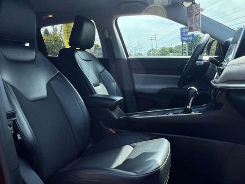 Used 2022 Jeep Compass Latitude image 14