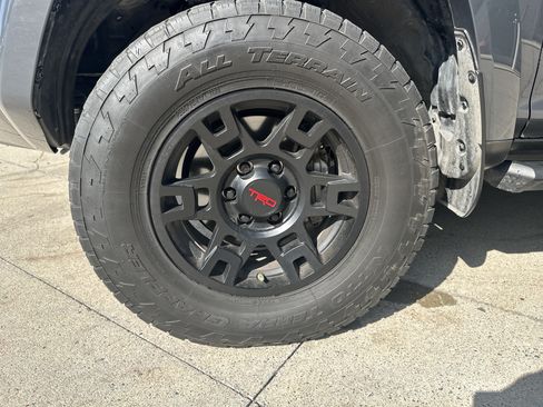 Used 2024 Toyota 4Runner TRD Pro AWD/4WD image 31