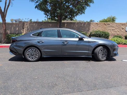 Certified 2026 Hyundai Sonata SEL FWD image 9