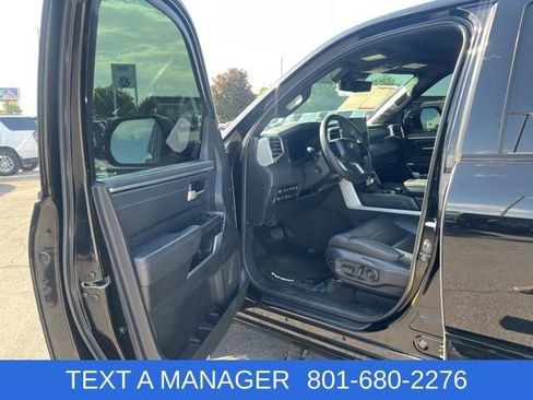 Used 2023 Toyota Tundra Platinum AWD/4WD image 17