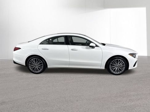 Used 2025 Mercedes-Benz CLA 250 4MATIC w/ Winter Package image 38