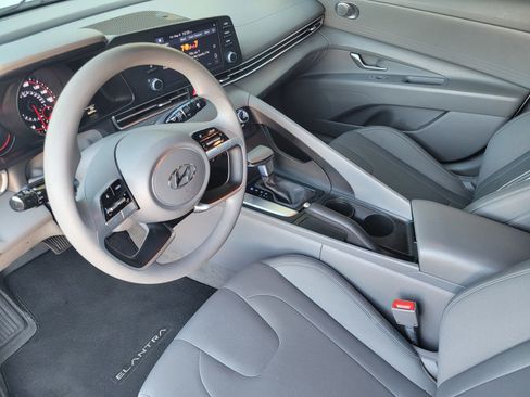 Certified 2023 Hyundai Elantra SEL FWD image 27
