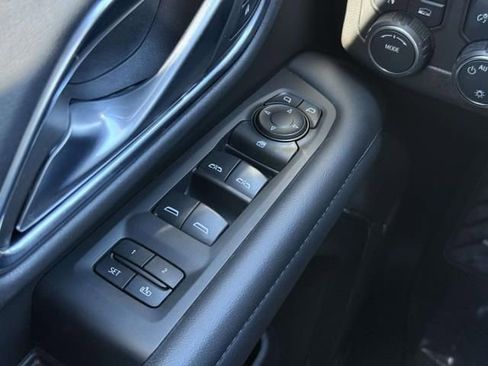 Used 2022 Chevrolet Tahoe LT AWD/4WD image 18