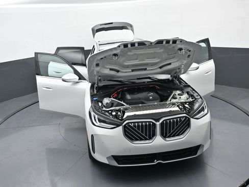 New 2026 BMW X3 xDrive30 w/ Premium Package AWD/4WD image 38