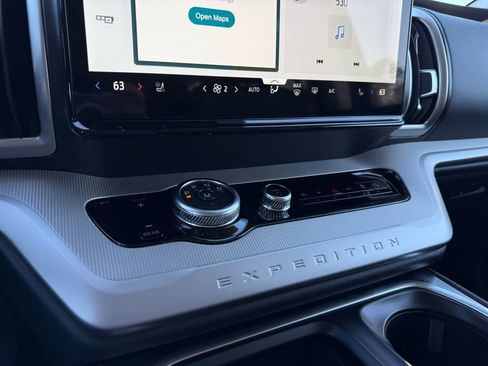 New 2026 Ford Expedition Max Active image 18