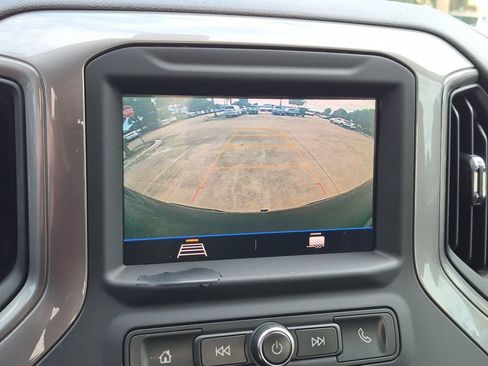 Used 2020 Chevrolet Silverado 1500 Custom w/ Custom Value Package RWD image 15