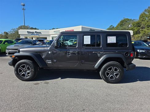 Used 2020 Jeep Wrangler Unlimited Sport S image 8