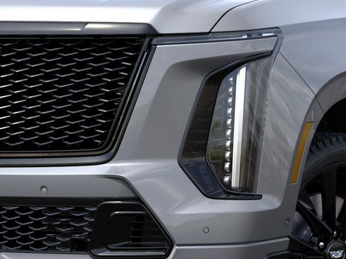 New 2026 Cadillac Escalade ESV V w/ LPO, ONYX Package AWD/4WD image 10