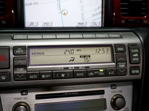 Used 2004 Lexus SC 430 Convertible RWD image 57