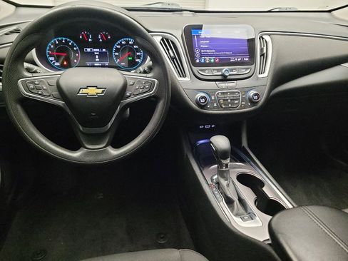 Used 2022 Chevrolet Malibu LT FWD image 22