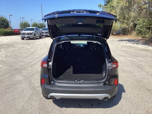 New 2025 Ford Escape Active w/ Tech Pack #1 image 9