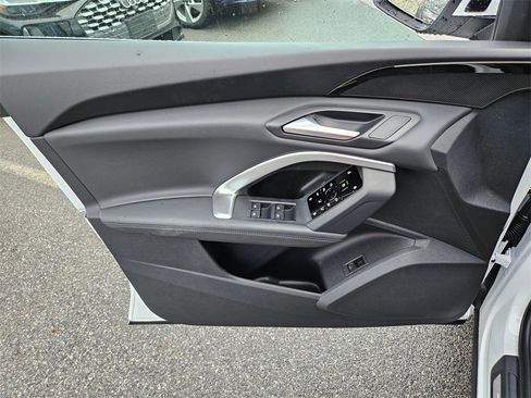 New 2025 Audi Q5 Premium image 7